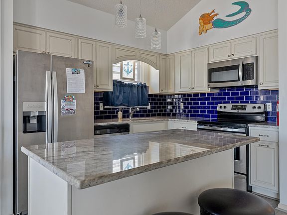 5th image of 5223 Asbury Ave Unit 2