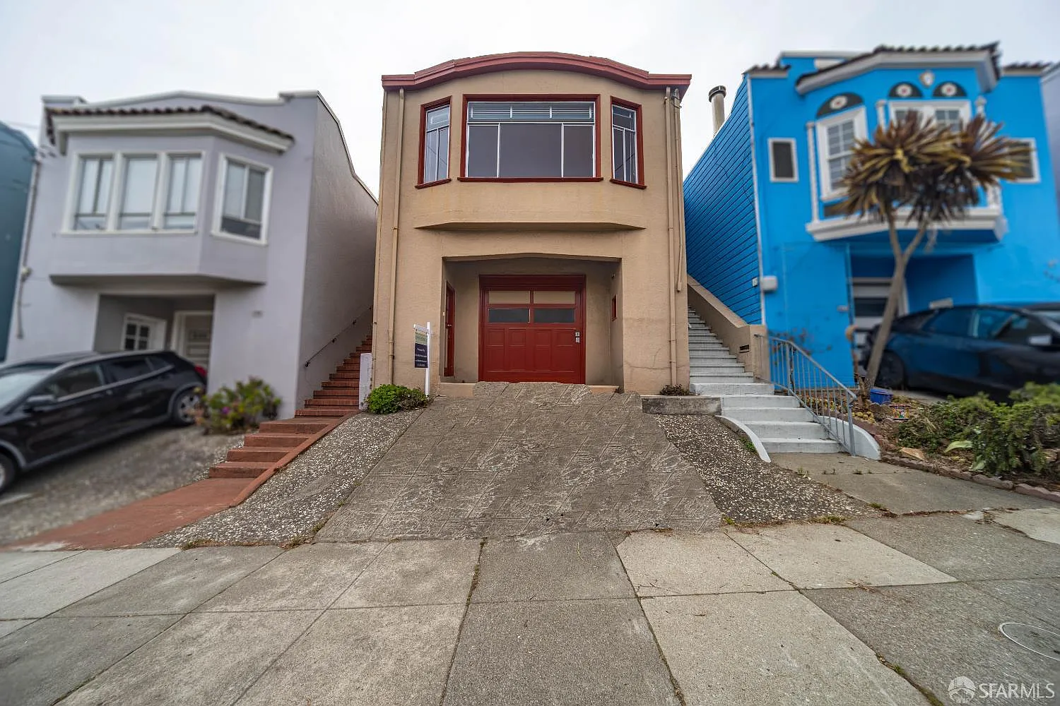667 39th Ave photo 1