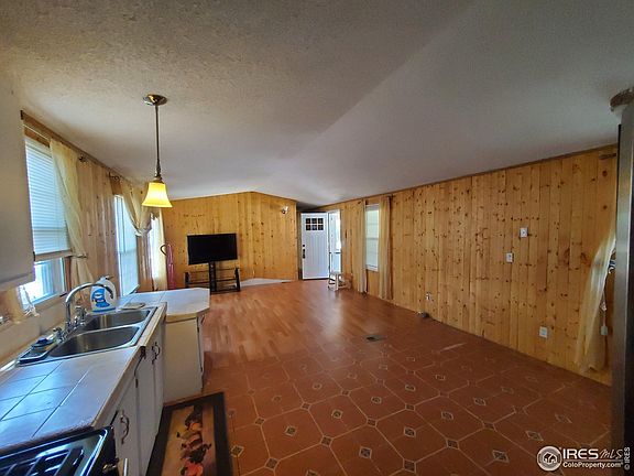 4th image of 205 N 2nd St #4
