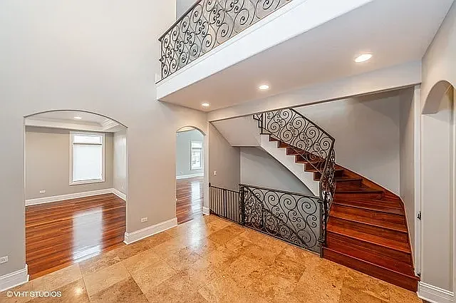 1800 Sawgrass St — Photo 3