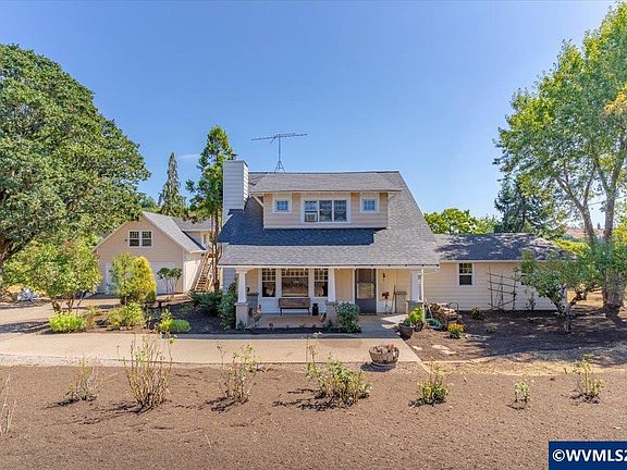 3rd image of 8032 Liberty Rd S