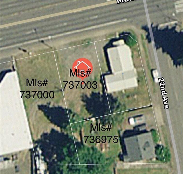 2nd image of 2113 Main St