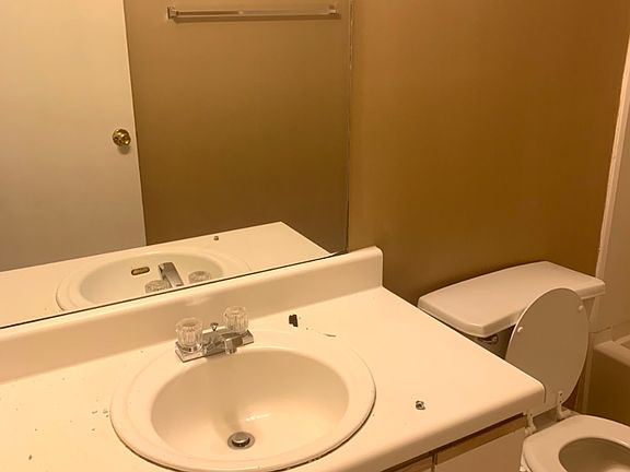 4th image of 3609 Mynders Ave APT 204