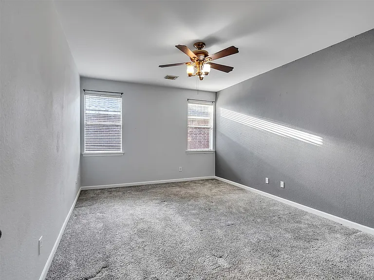 1906 Cameo Ct — Photo 21