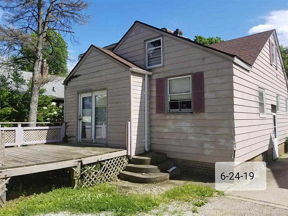 4th image of 703 E Corrington Ave