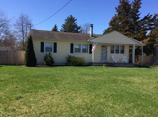 976 McGuire Dr, Toms River, NJ