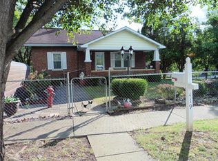 419 Jefferson St, De Soto, MO 63020