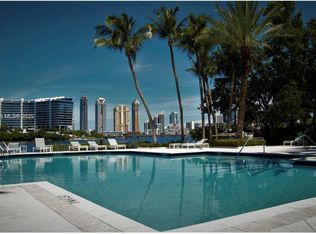 3155 NE 184th St APT 8106, Aventura, FL 33160