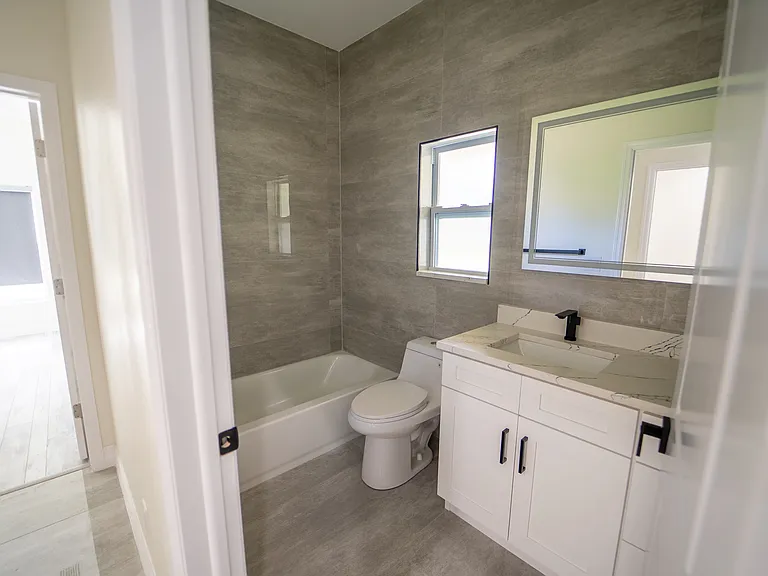 2902 Robinson Rd — Photo 11