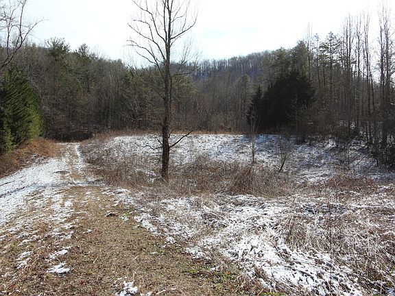 2nd image of 1721 S Highway 107