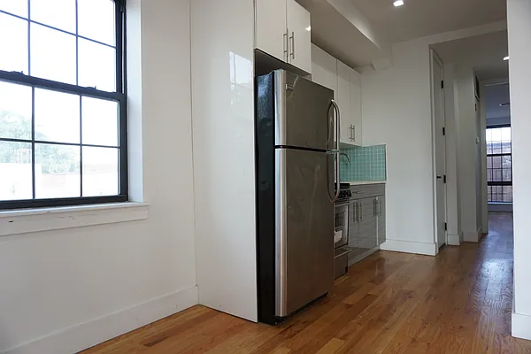 Rented by Rennit Inc. | media 2