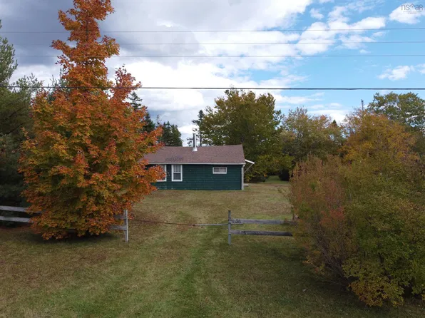38 Burke Loop, Pleasant Valley, NS B0N 2M0