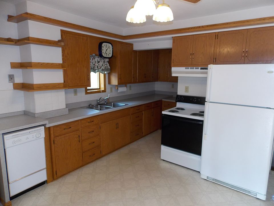 2nd image of 24575 County Road 7 St