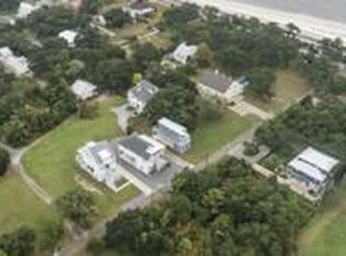 114 Cedar Ave, Pass Christian, MS 39571