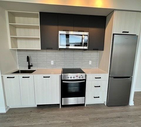 3rd image of 2300 Saint Clair Ave W #1007