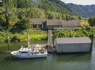 9915 Sweet Creek Rd, Mapleton, OR 97453