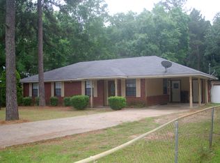 705 Old Plain Dealing Rd, Benton, LA 71006