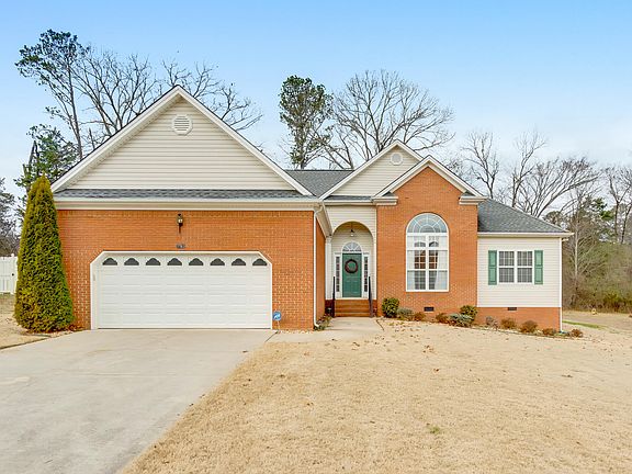 3rd image of 7782 Prince Dr