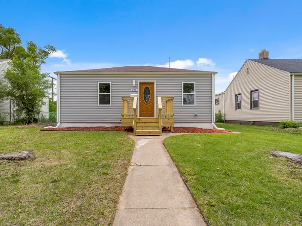 271 Lincoln St, Gary, IN 46402