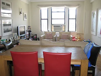 Rented by Rita S Citrin, LREB