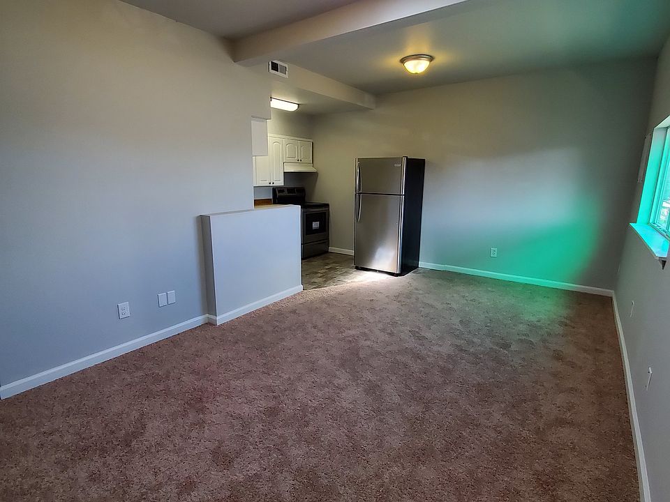1st image of 1501 S M St APT 3