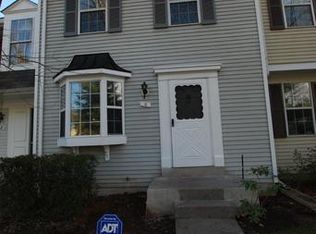 6 Redlin Ct, Sterling, VA 20165