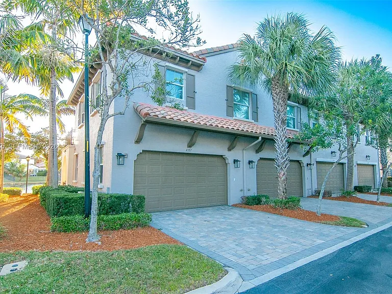 4357 Cascada Cir #4357 — Photo 79
