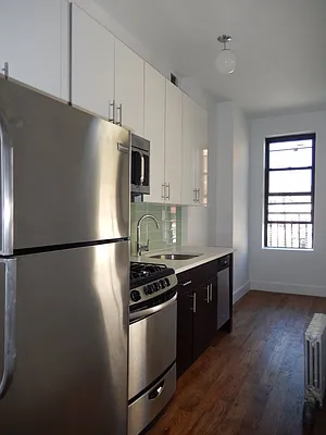 Rented by Bohemia Realty Group | media 47