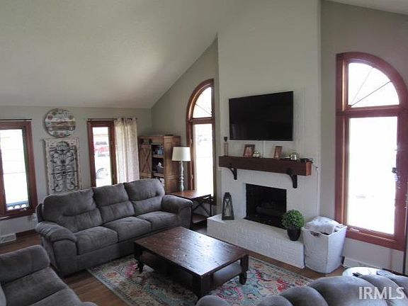 2nd image of 1200 Pinehurst Dr