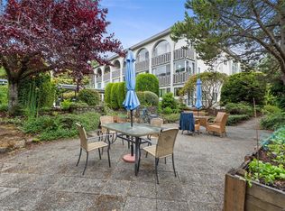 2040 White Birch Rd #205, Sidney, BC V8L2R1