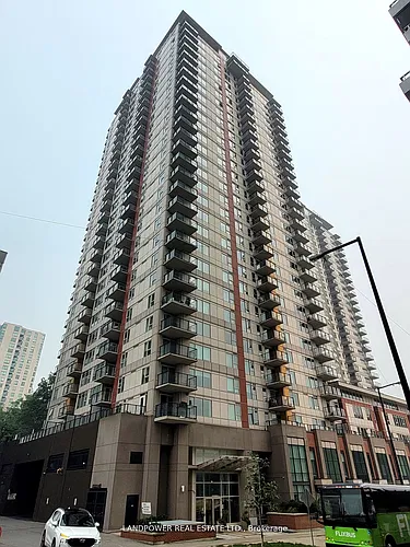 25 Town Centre Ct #UPH07 Photo 1