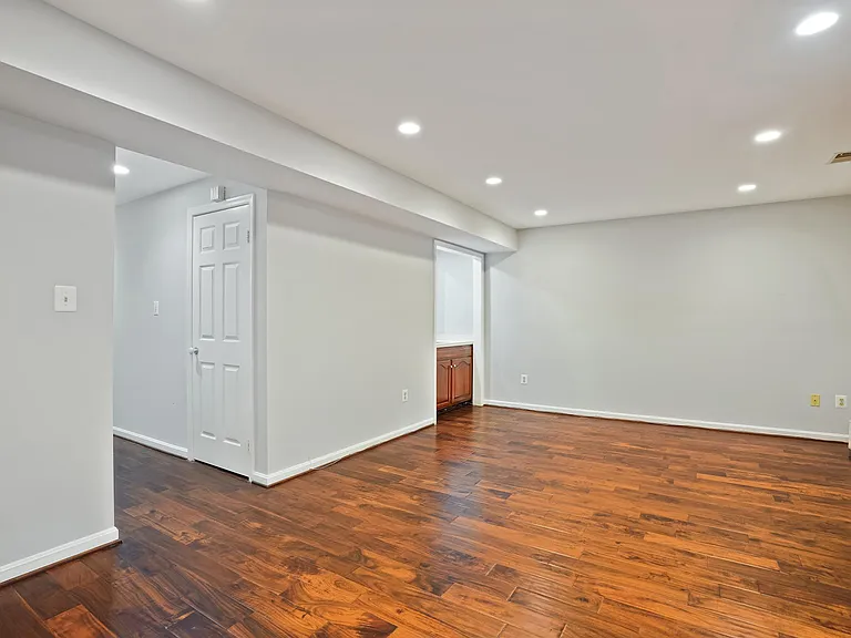 3711 Jenny Lynne Ln — Photo 24