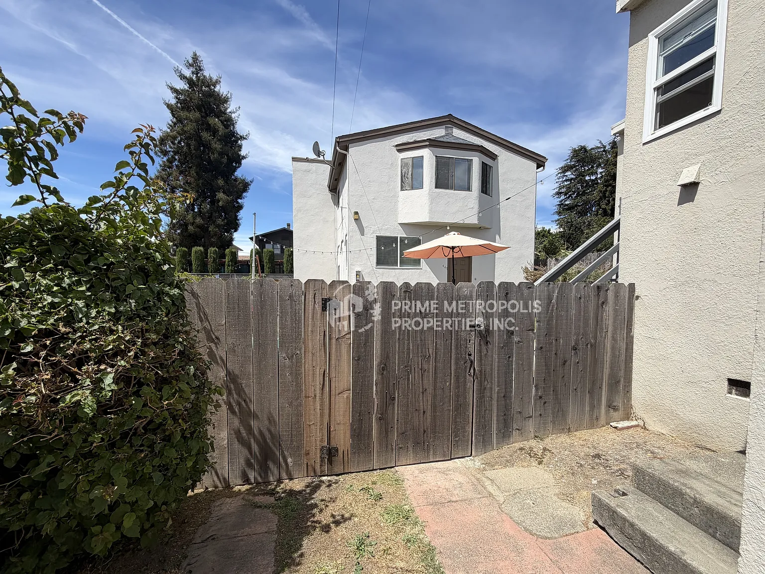 447 Haddon Rd — Photo 3