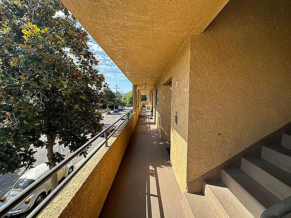 4th image of 530 E Lomita Ave APT 101