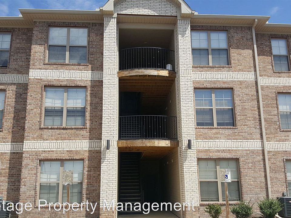 1st image of 1805 Ott Memorial Dr APT 205