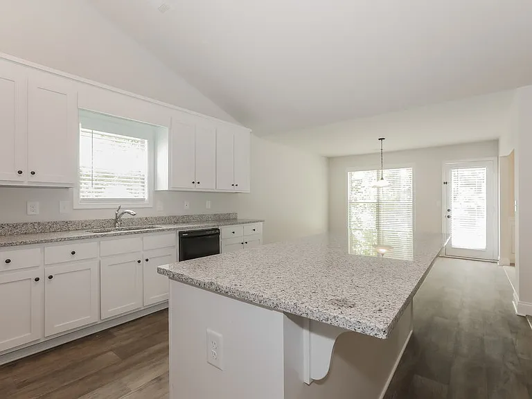 128 Heartland Cir — Photo 7