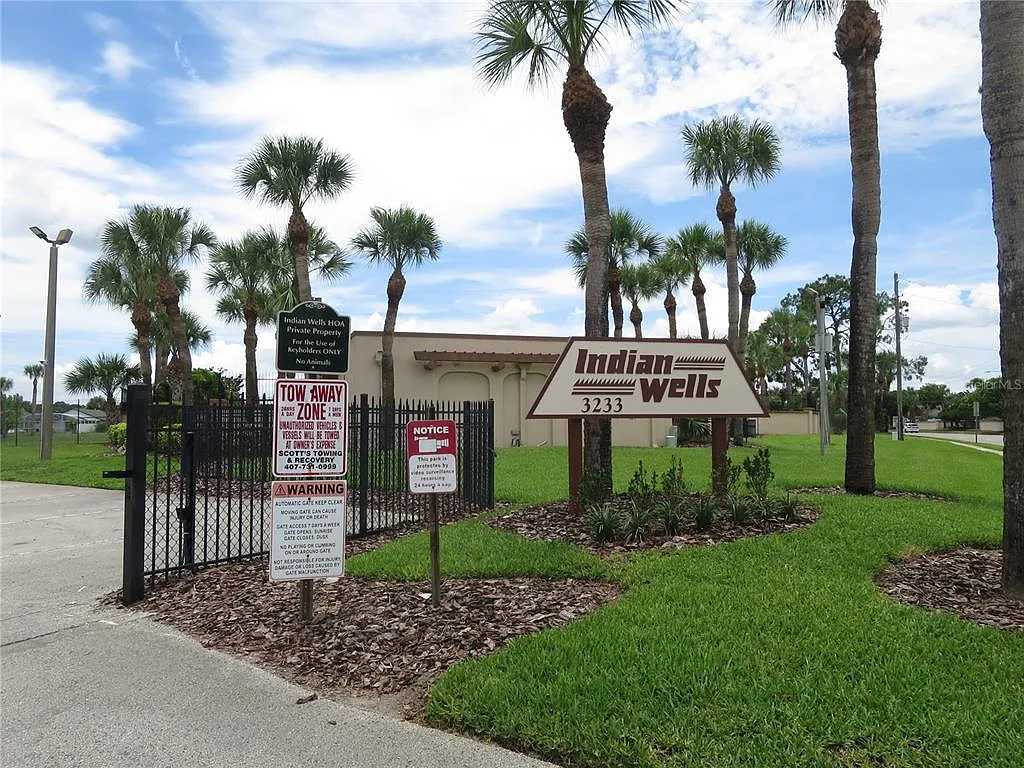 3 bed, 2.0 bath, 1410 sqft, $2,280 — Photo 4