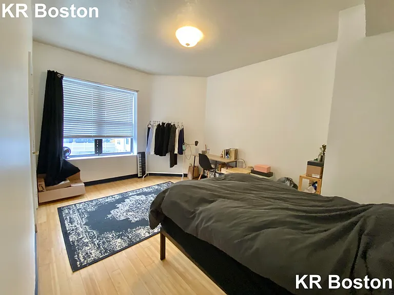 243 Harvard Ave #4 — Photo 4