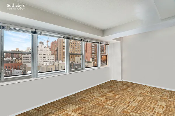 Sold by Sotheby's International Realty | media 2