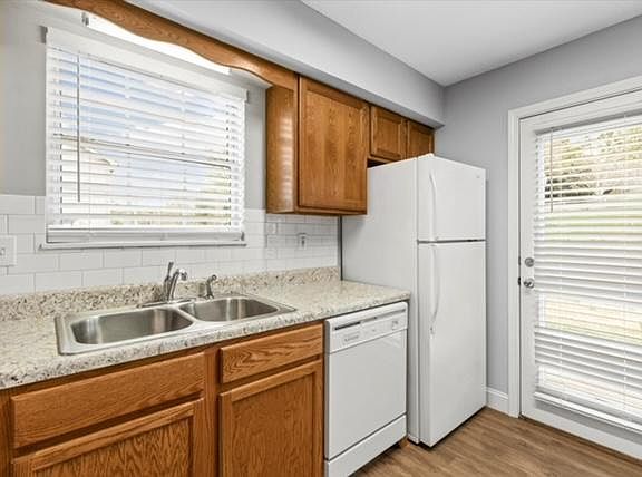 5th image of 7902 Gray Heights Way