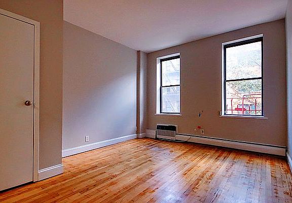 4th image of 25 Clinton St APT 302