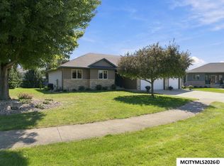 2923 Morning Star Ct, Mason City, IA 50401