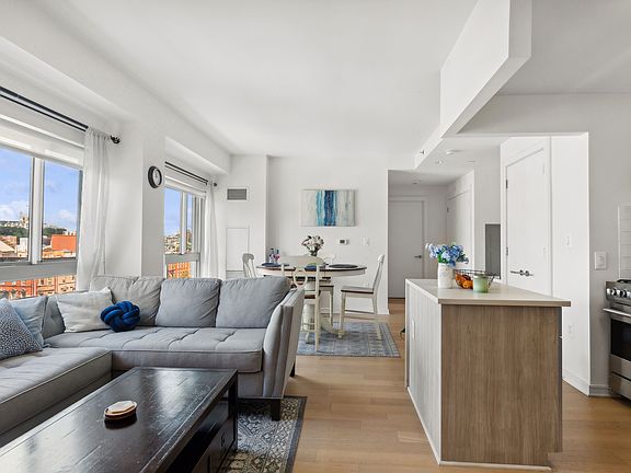 2nd image of 171 W 131st St #Penthouse 14