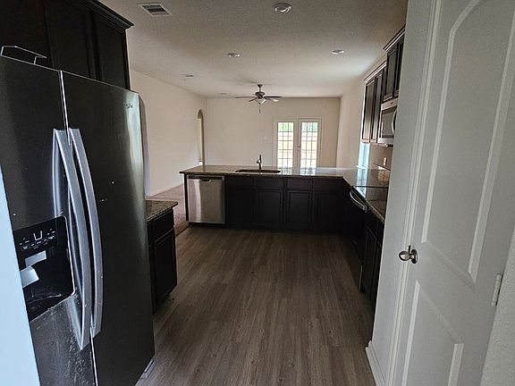 Formal Dining to Kitchen