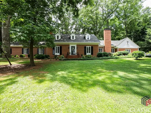 64 Parkview Drive, Commerce, GA 30529