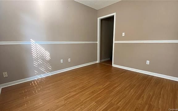 5th image of 9626 Green Apple Dr #237