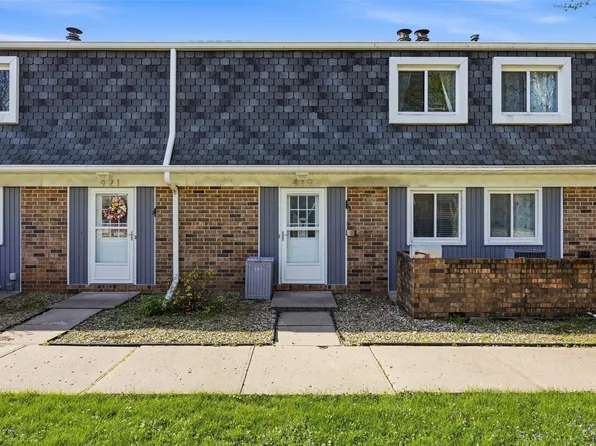 419 Peterson St, Iowa City, IA 52245