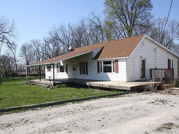 2nd image of 1139 McGregor Dr