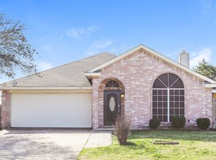 1101 Castleman Dr, Cedar Hill, TX 75104