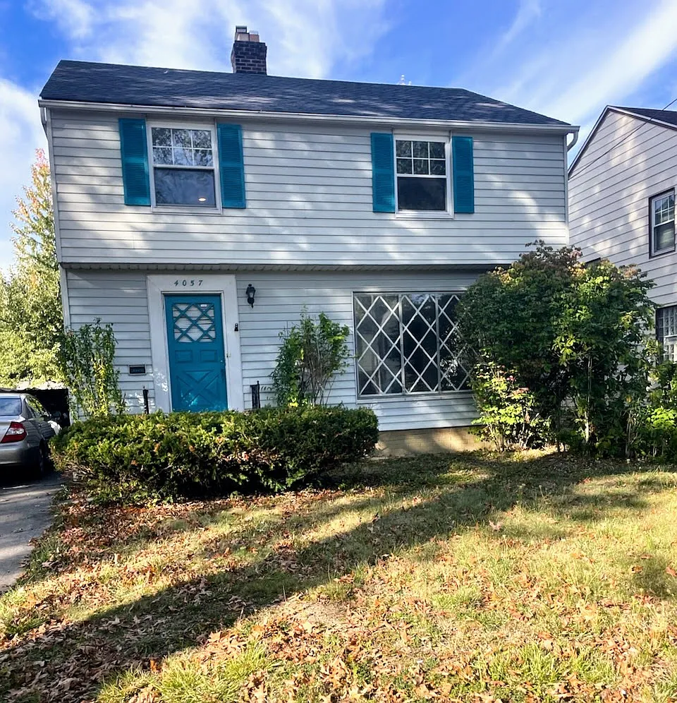 4 bed, 1.5 bath, 1800 sqft, $2,095 — Photo 1